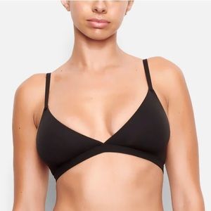 SKIMS Triangle Bralette